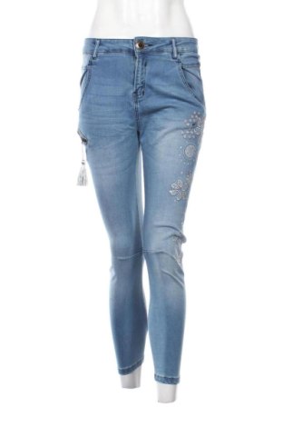 Дамски дънки Desigual, Размер S, Цвят Син, Цена 64,00 €, #137346663
