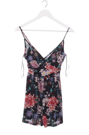 Dámská krátká kombinéza  Bershka, Velikost XXS, Barva Vícebarevné, Cena  218,00 Kč, #137320818