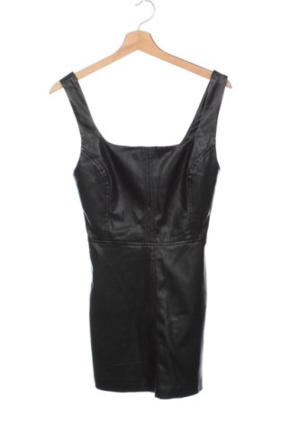 Dámská krátka kombinéza  Bershka, Veľkosť XXS, Farba Čierna, Cena  16,00 €, #137365492