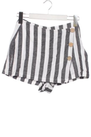 Pantaloni scurți de femei Pull&Bear, Mărime XS, Culoare Multicolor, Preț 34,00 Lei, #137341348