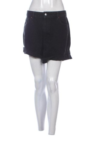 Дамски къс панталон H&M, Размер XL, Цвят Черен, Цена 13,00 €, #137341822