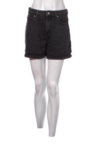 Дамски къс панталон H&M, Размер M, Цвят Черен, Цена 18,46 €, #137345604