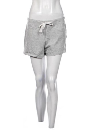 Pantaloni scurți de femei Esmara, Mărime M, Culoare Gri, Preț 37,20 Lei, #137345857
