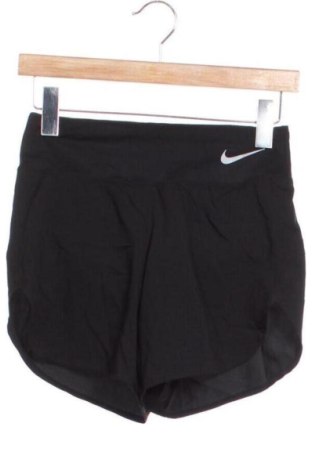 Pantaloni scurți de femei Nike, Mărime XXS, Culoare Negru, Preț 114,00 Lei, #137367998