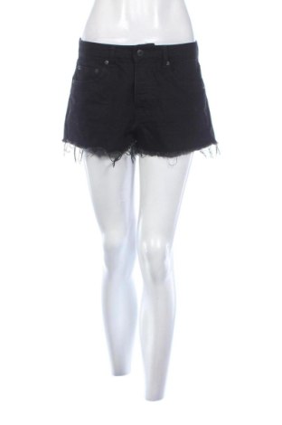 Pantaloni scurți de femei Pull&Bear, Mărime M, Culoare Negru, Preț 52,49 Lei, #137373239