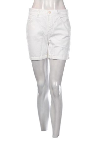 Damen Shorts LC Waikiki, Größe M, Farbe Weiß, Preis 11,81 €, #137374338