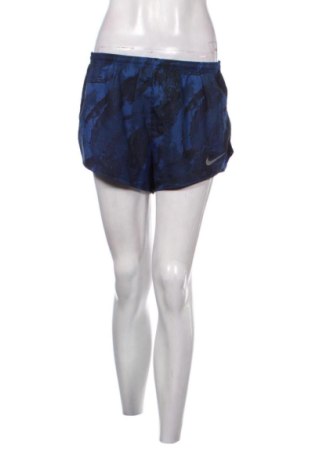 Pantaloni scurți de femei Nike, Mărime S, Culoare Multicolor, Preț 99,73 Lei, #137384626