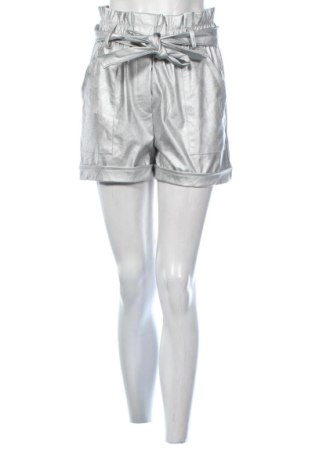 Pantaloni scurți de femei Unbranded, Mărime M, Culoare Argintiu, Preț 52,49 Lei, #137385502