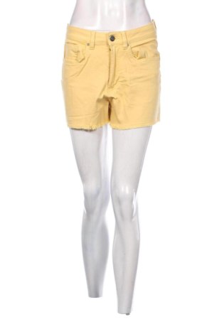 Pantaloni scurți de femei Esmara, Mărime M, Culoare Galben, Preț 43,99 Lei, #137387993