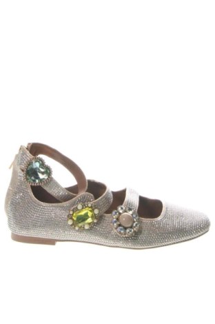Női cipők Kurt Geiger, Méret 38, Szín Ezüstös, Ár 25 507 Ft, #137362774