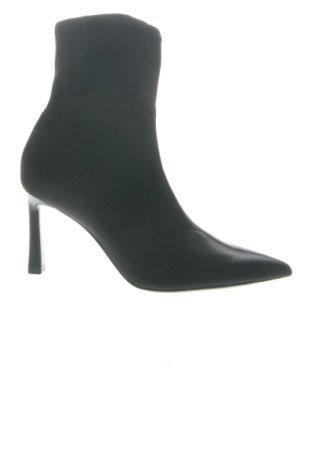 Obuwie damskie Stradivarius, Rozmiar 36, Kolor Czarny, Cena 122,77 zł, #137371747