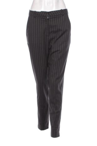 Pantaloni de femei Vero Moda, Mărime M, Culoare Multicolor, Preț 39,68 Lei, #137341251