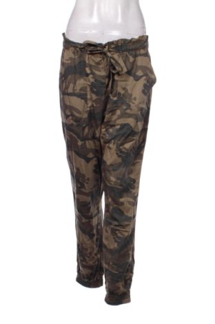 Dámske nohavice Stradivarius, Veľkosť XL, Farba Viacfarebná, Cena  15,00 €, #137347333