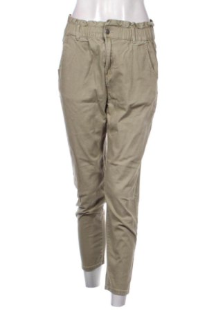 Pantaloni de femei Reserved, Mărime S, Culoare Verde, Preț 57,74 Lei, #137371077
