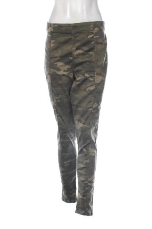 Damskie spodnie F&F, Rozmiar XL, Kolor Kolorowy, Cena 38,00 zł, #137383719