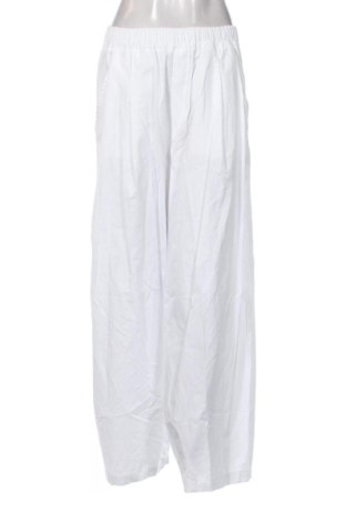 Pantaloni de femei Pull&Bear, Mărime XL, Culoare Alb, Preț 128,99 Lei, #137383854