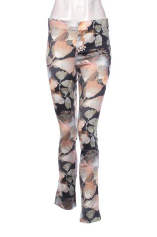 Pantaloni de femei Myrine, Mărime M, Culoare Multicolor, Preț 125,98 Lei, #137384092
