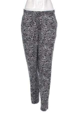 Pantaloni de femei LC Waikiki, Mărime L, Culoare Multicolor, Preț 94,48 Lei, #137389606