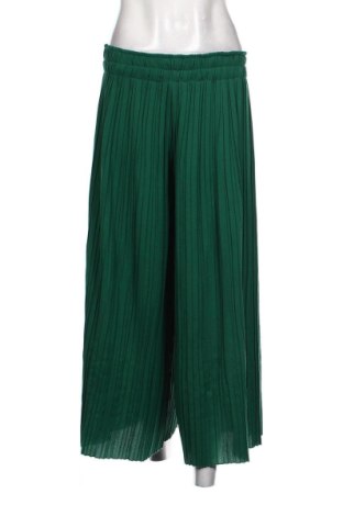 Damskie spodnie Bershka, Rozmiar S, Kolor Zielony, Cena 55,04 zł, #137400607