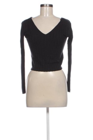 Damski sweter Pull&Bear, Rozmiar S, Kolor Czarny, Cena 44,36 zł, #137354685