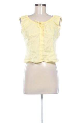 Top de femei Sisley, Mărime M, Culoare Galben, Preț 73,49 Lei, #137360468
