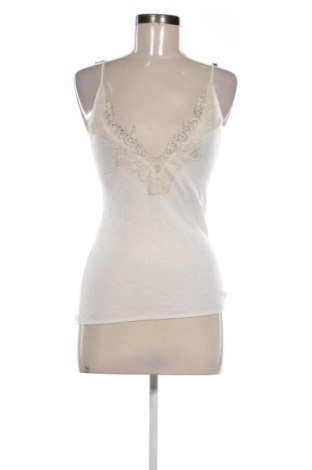 Damski top Zara, Rozmiar M, Kolor ecru, Cena 53,23 zł, #137394289