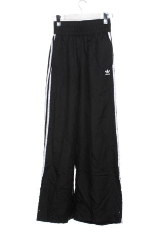 Damskie spodnie sportowe Adidas Originals, Rozmiar XS, Kolor Kolorowy, Cena 118,54 zł, #137362600