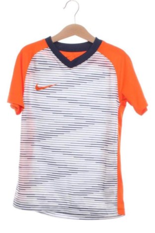 Kinder T-Shirt Nike, Größe 6-7y/ 122-128 cm, Farbe Mehrfarbig, Preis € 18,00, #137297685