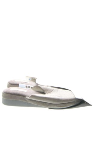 Παντόφλες Defonseca, Μέγεθος 35, Χρώμα  Μπέζ, Τιμή 16,92 €, #137383273