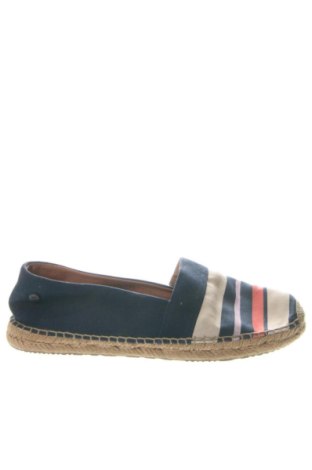 Еспадрили UGG Australia, Размер 41, Цвят Многоцветен, Цена 70,45 €, #137365595