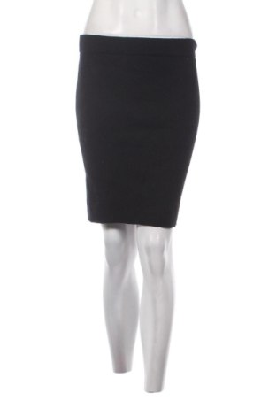 Spódnica Amisu, Rozmiar S, Kolor Czarny, Cena 25,40 zł, #137286988