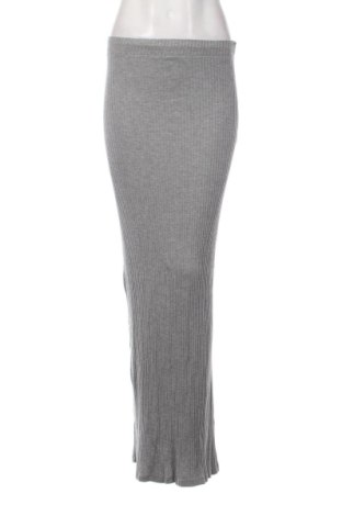 Пола Bershka, Размер M, Цвят Сив, Цена 12,00 €, #137335235