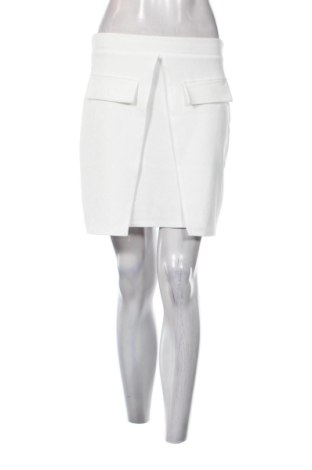 Fustă Pretty Little Thing, Mărime S, Culoare Alb, Preț 31,49 Lei, #137342233