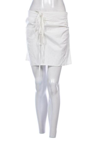Fustă Pretty Little Thing, Mărime XL, Culoare Alb, Preț 41,99 Lei, #137342389