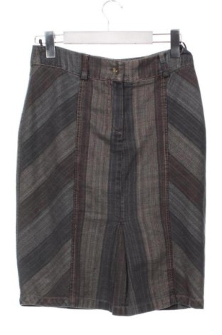 Szoknya Unbranded, Méret M, Szín Sokszínű, Ár 2 482 Ft, #137359892