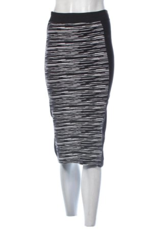 Пола H&M, Размер S, Цвят Многоцветен, Цена 14,64 €, #137346661