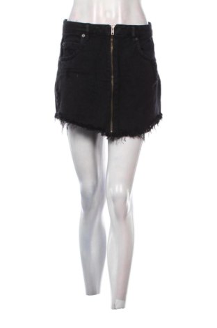 Szoknya Bershka, Méret M, Szín Fekete, Ár 3 351 Ft, #137362202