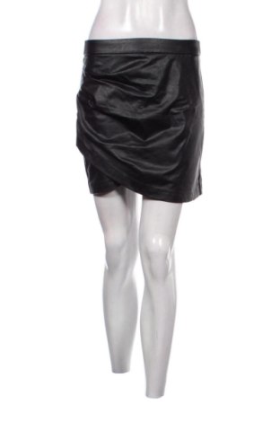 Fustă Stradivarius, Mărime M, Culoare Negru, Preț 29,76 Lei, #137364494