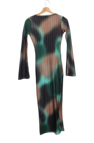 Рокля Boohoo, Размер XS, Цвят Многоцветен, Цена 16,00 €, #137319319
