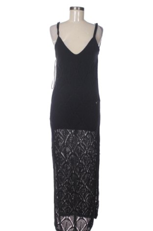 Рокля Stradivarius, Размер XS, Цвят Черен, Цена 21,00 €, #137344207