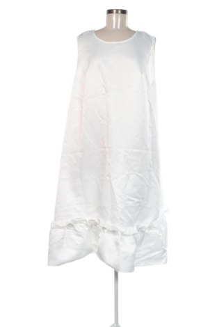 Φόρεμα SHEIN, Μέγεθος 4XL, Χρώμα Λευκό, Τιμή 26,00 €, #137346273