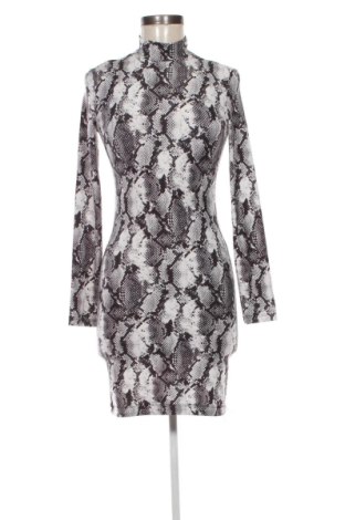Sukienka Bershka, Rozmiar S, Kolor Kolorowy, Cena 42,34 zł, #137347060
