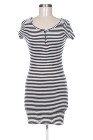 Рокля H&M, Размер S, Цвят Многоцветен, Цена 10,00 €, #137347225