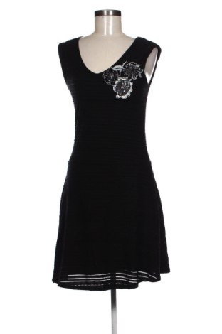 Φόρεμα Desigual, Μέγεθος M, Χρώμα Μαύρο, Τιμή 40,00 €, #137352320