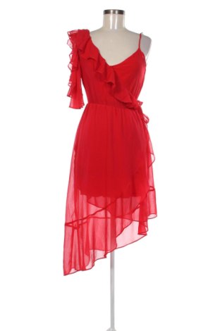 Sukienka Bershka, Rozmiar M, Kolor Czerwony, Cena 59,27 zł, #137359612