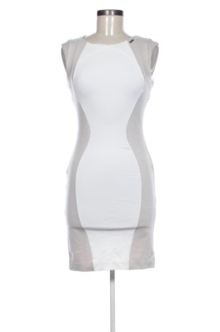 Sukienka Guess, Rozmiar S, Kolor Kolorowy, Cena 215,91 zł, #137364577