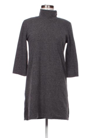 Rochie Zara, Mărime S, Culoare Gri, Preț 83,00 Lei, #137371155