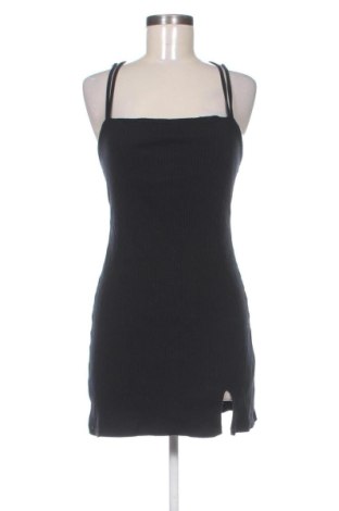 Rochie Pull&Bear, Mărime L, Culoare Negru, Preț 47,24 Lei, #137372548