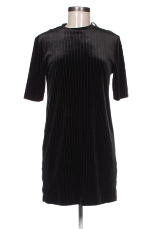 Rochie Monki, Mărime XXS, Culoare Multicolor, Preț 45,00 Lei, #137378353