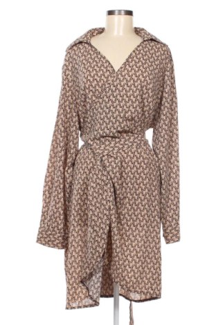 Rochie SHEIN, Mărime XXL, Culoare Multicolor, Preț 83,99 Lei, #137379960